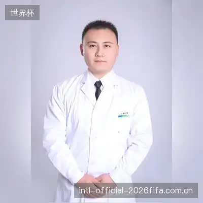 叶璨新